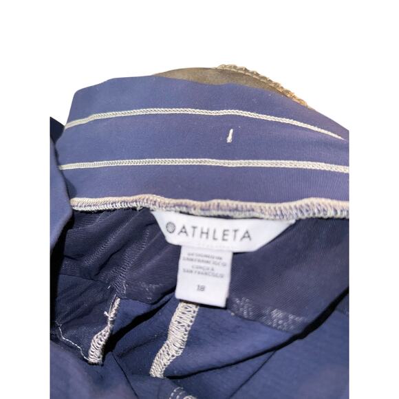 Athleta Trekkie North Jogger Pants in blue. Size 18. Nylon and spandex - Picture 2 of 7